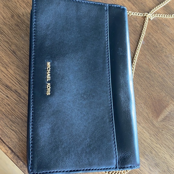 Black Michael Kors Leather Bag Gold Chain Strap - Picture 6 of 14